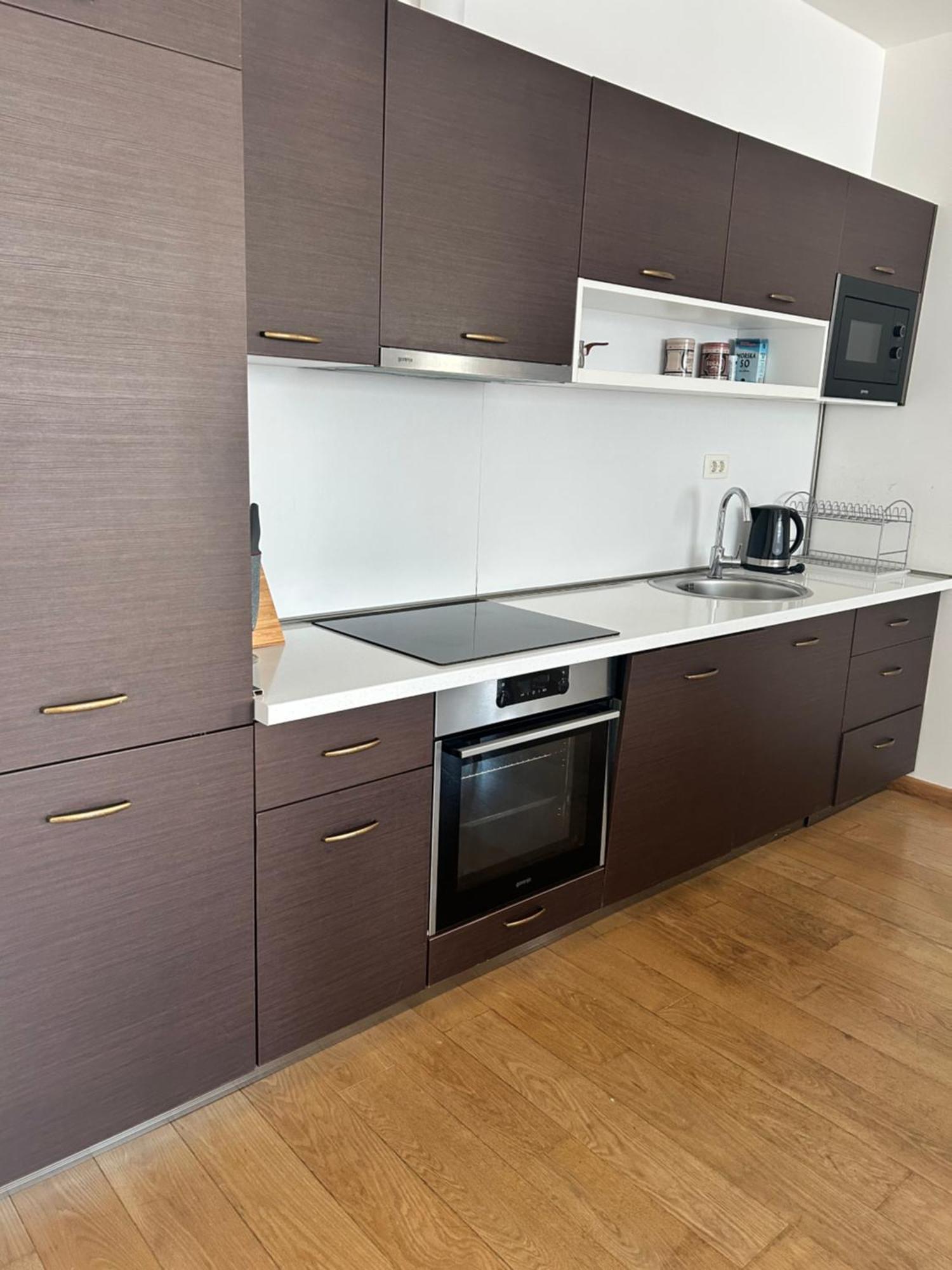 Apartments Krug Будва Екстериор снимка