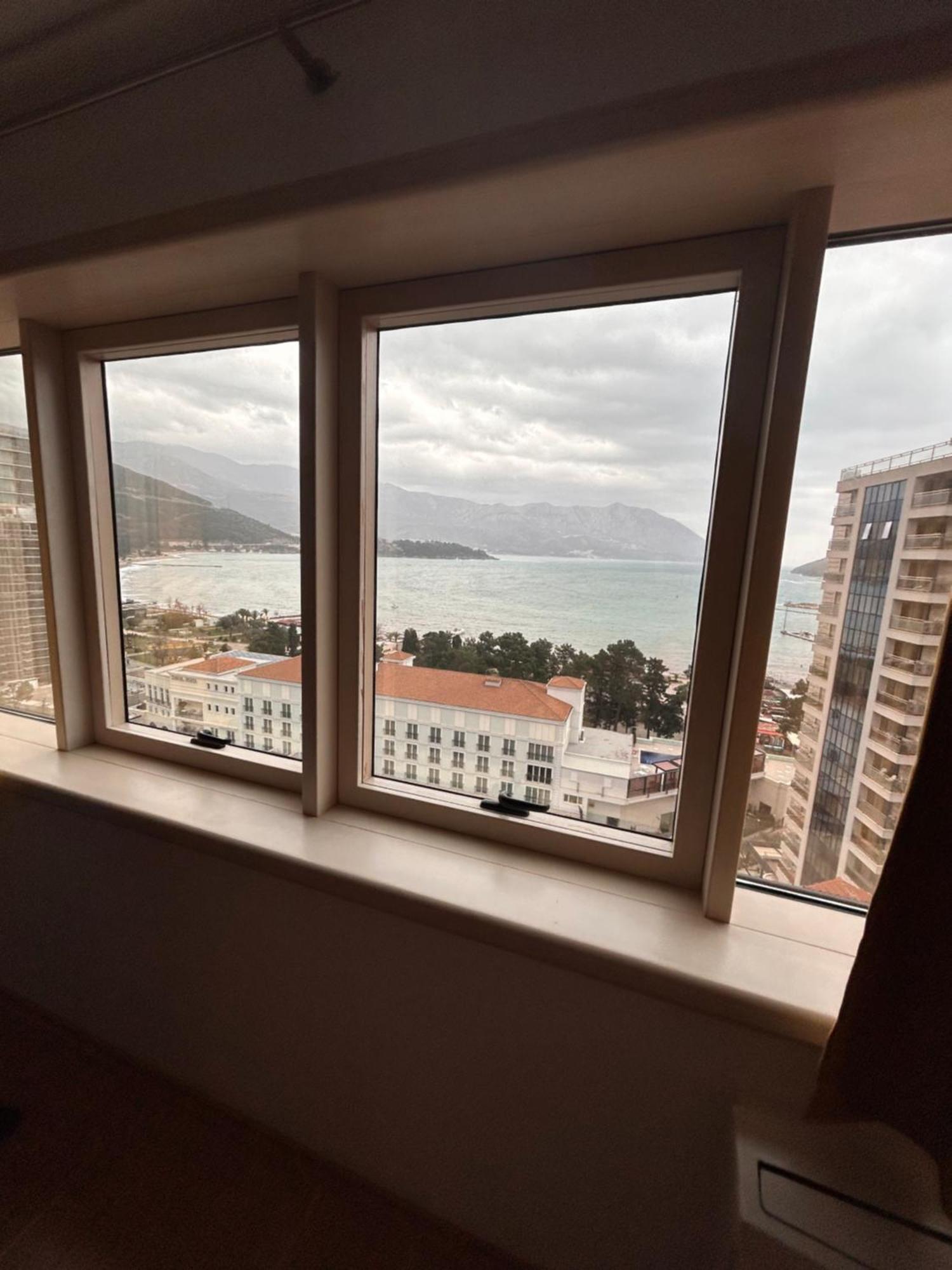 Apartments Krug Будва Екстериор снимка