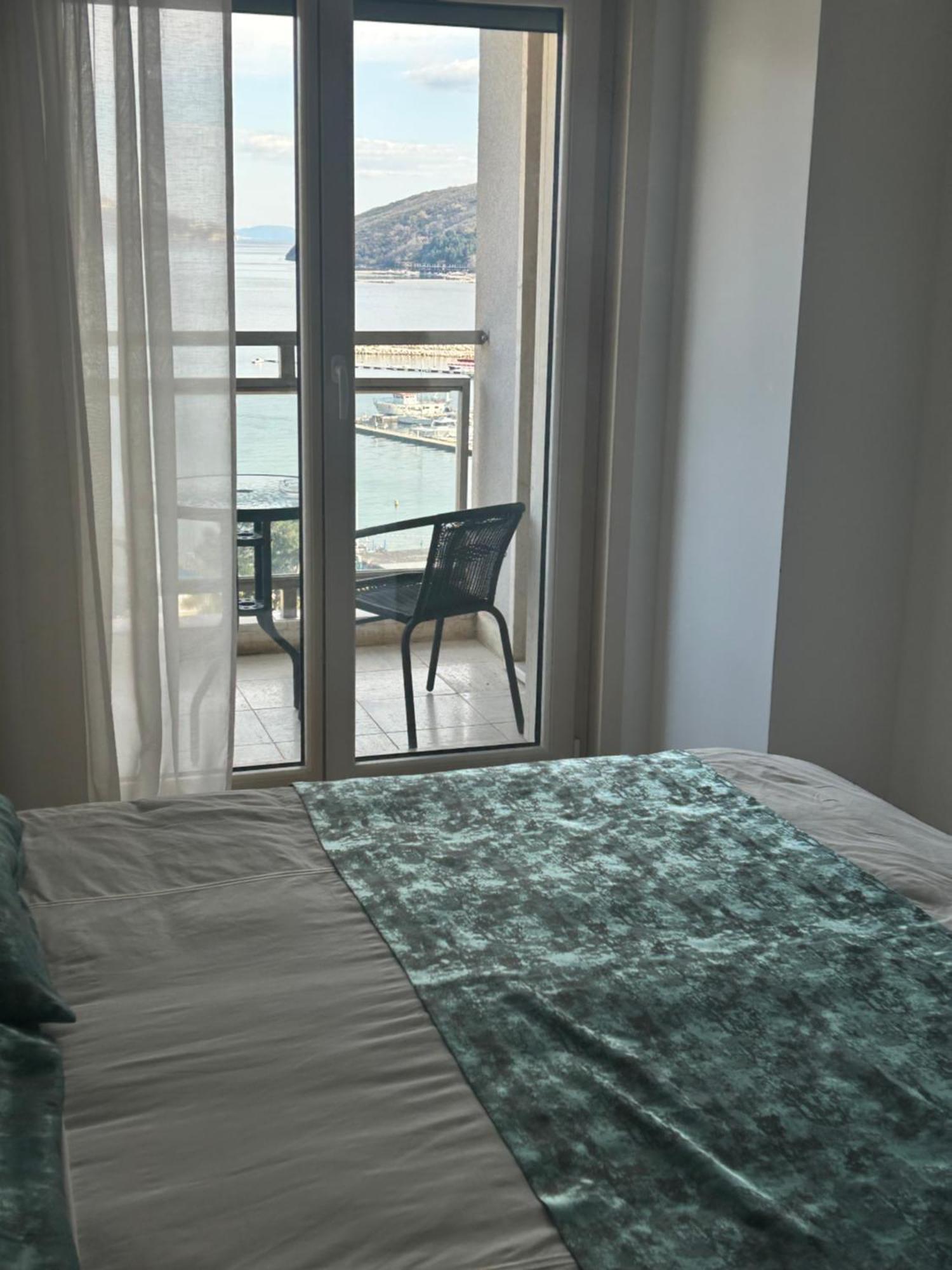Apartments Krug Будва Екстериор снимка