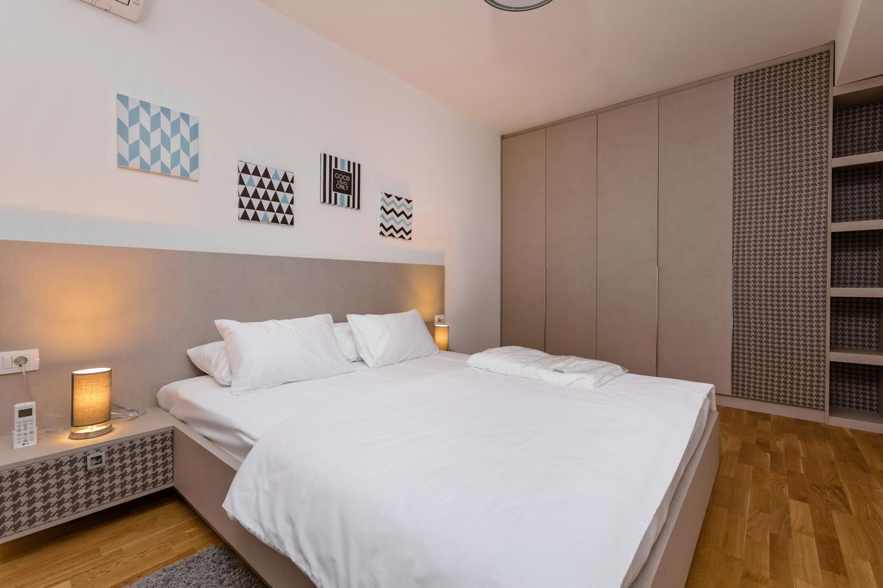 Apartments Krug Будва Екстериор снимка